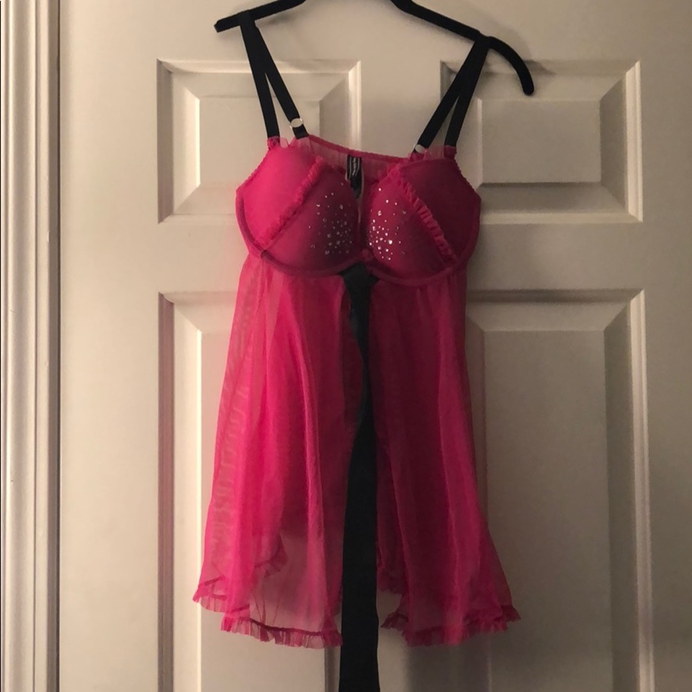 Victoria’s Secret baby doll lingerie top 34D NWT